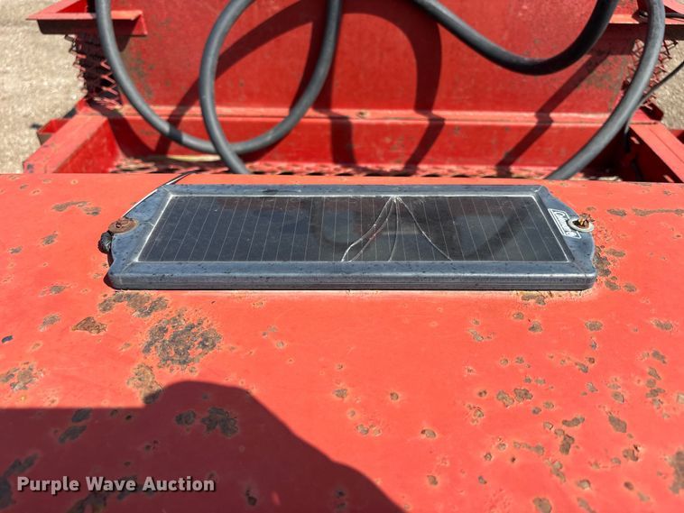 image for item NM9929 2015 Lamar fuel trailer