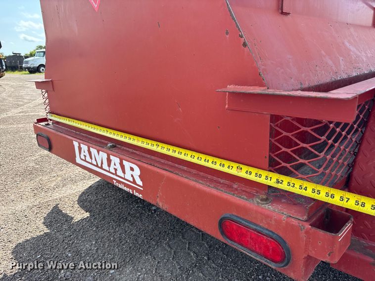 image for item NM9929 2015 Lamar fuel trailer