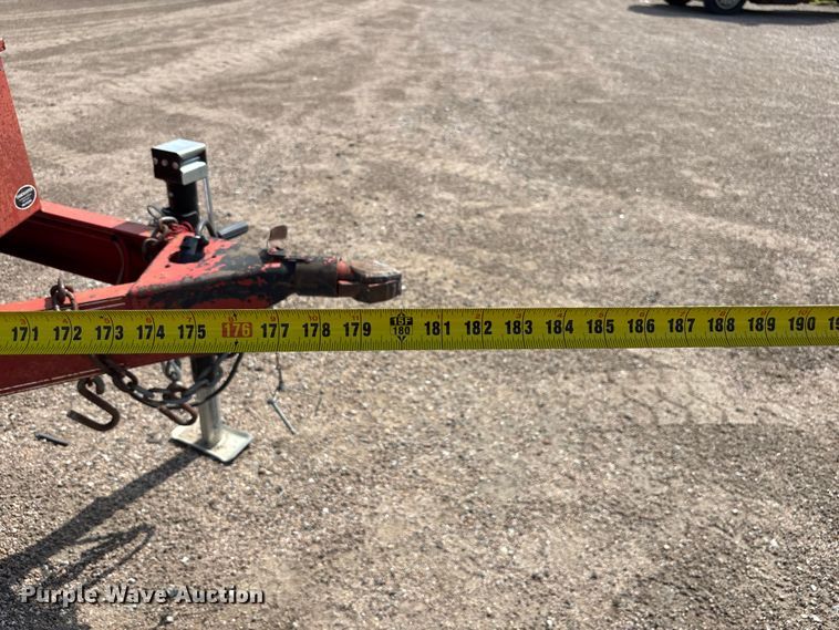 image for item NM9929 2015 Lamar fuel trailer