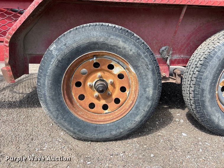 image for item NM9929 2015 Lamar fuel trailer