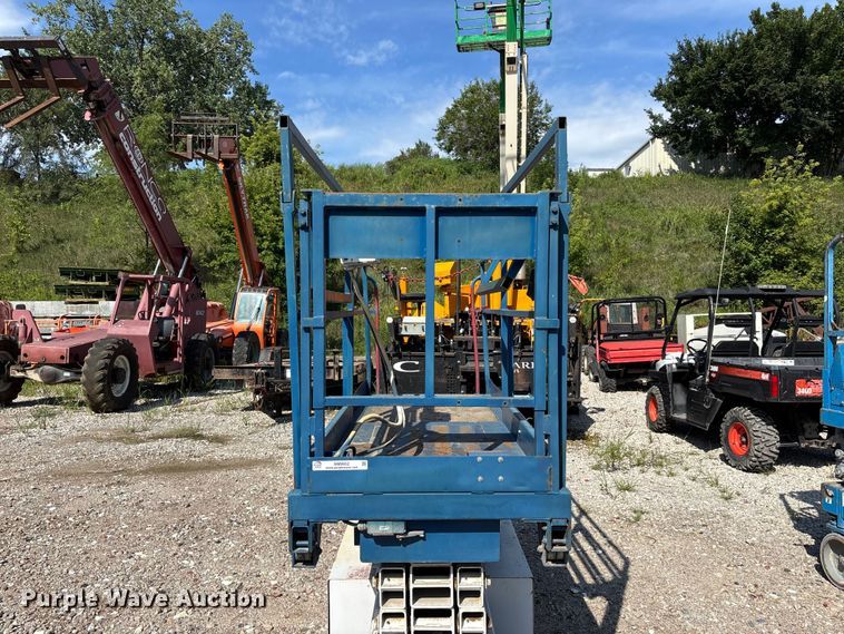 image for item NM9952 Marklift J19EP scissor lift
