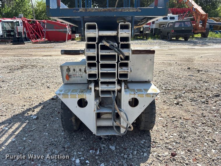 image for item NM9952 Marklift J19EP scissor lift