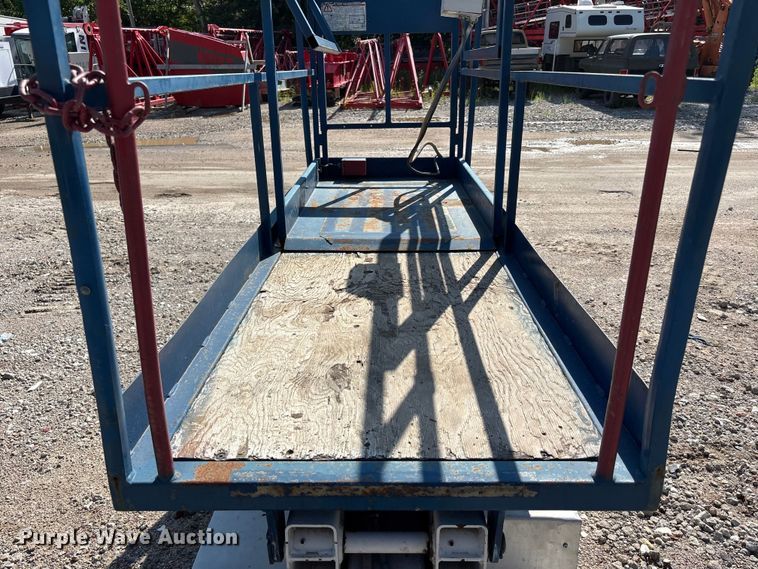 image for item NM9952 Marklift J19EP scissor lift