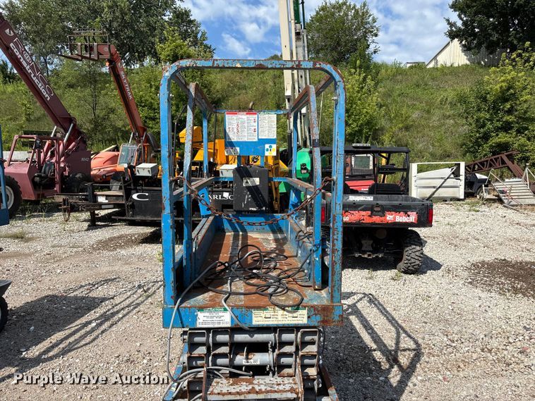 image for item NM9953 Genie GS-1930 scissor lift
