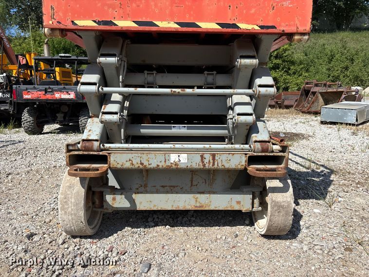 image for item NM9954 SkyJack SJ4626 Scissor lift