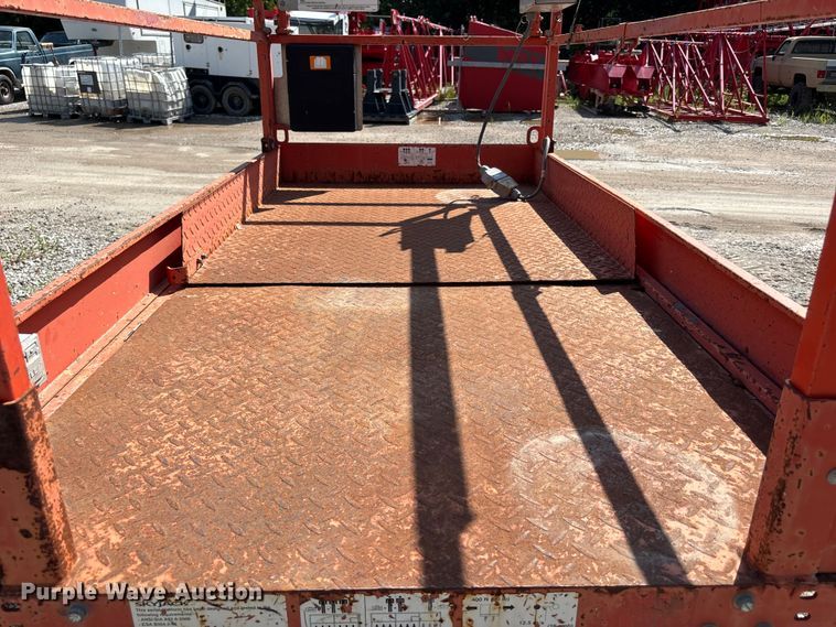 image for item NM9954 SkyJack SJ4626 Scissor lift