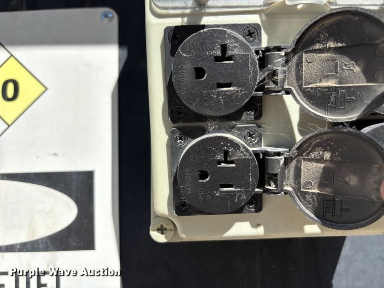 image for item NM9958 2002 Generac 2823260100 generator