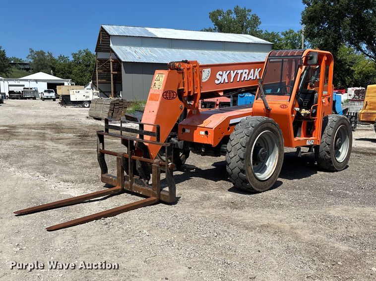image for item NM9960 2015 JLG 6042 telehandler