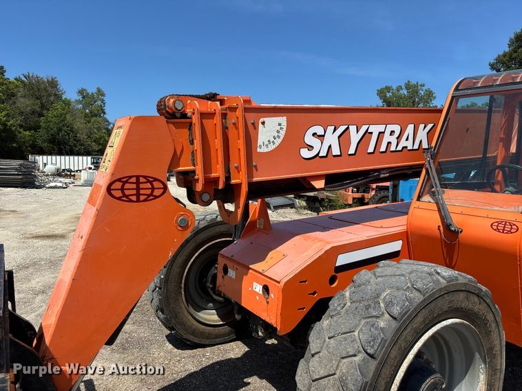 image for item NM9960 2015 JLG 6042 telehandler