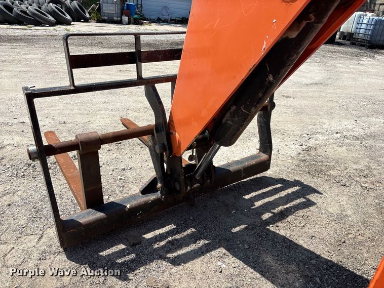 image for item NM9960 2015 JLG 6042 telehandler