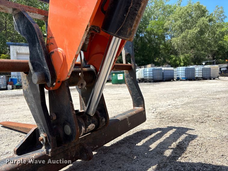image for item NM9960 2015 JLG 6042 telehandler