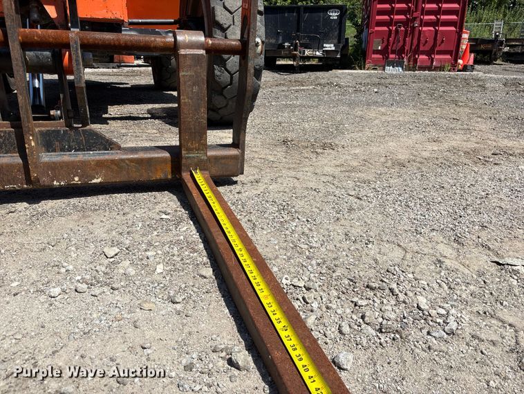 image for item NM9960 2015 JLG 6042 telehandler