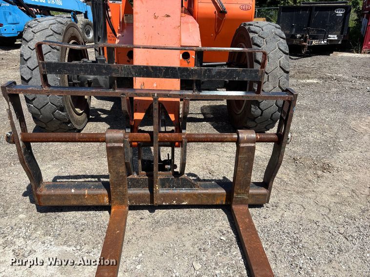image for item NM9960 2015 JLG 6042 telehandler
