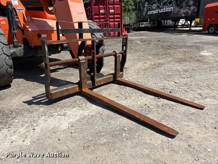 image for item NM9960 2015 JLG 6042 telehandler