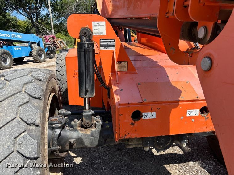 image for item NM9960 2015 JLG 6042 telehandler