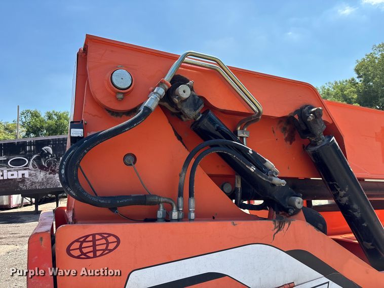 image for item NM9960 2015 JLG 6042 telehandler