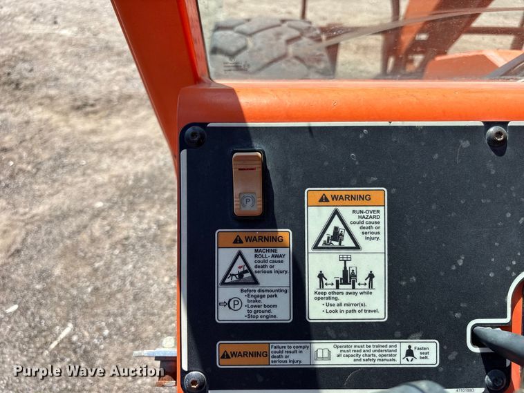 image for item NM9960 2015 JLG 6042 telehandler