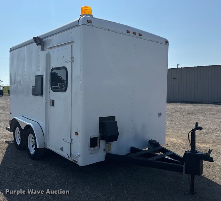 image for item NU9627 1999 Wells Cargo CW122-CS fiber optic splicing trailer