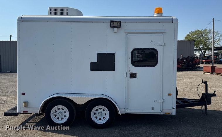 image for item NU9627 1999 Wells Cargo CW122-CS fiber optic splicing trailer