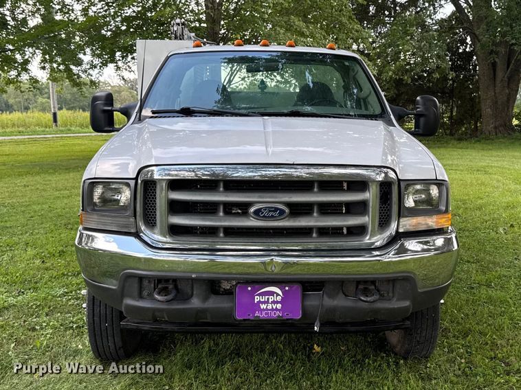image for item OE9696 2003 Ford F450 Super Duty utility / service truck