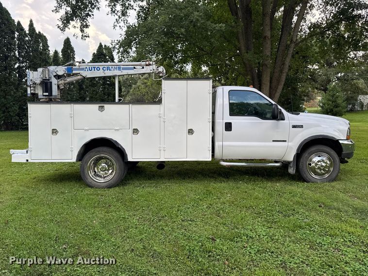 image for item OE9696 2003 Ford F450 Super Duty utility / service truck