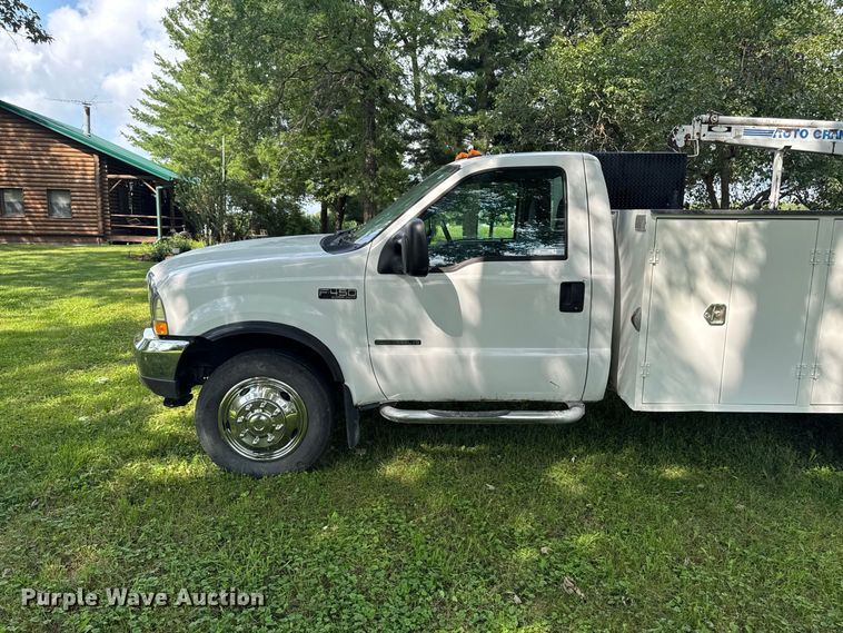 image for item OE9696 2003 Ford F450 Super Duty utility / service truck