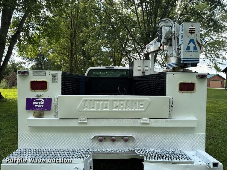 image for item OE9696 2003 Ford F450 Super Duty utility / service truck