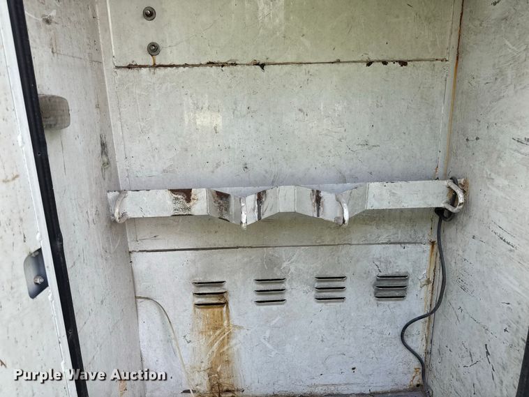 image for item OE9696 2003 Ford F450 Super Duty utility / service truck