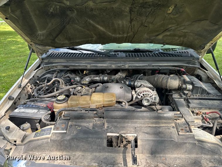 image for item OE9696 2003 Ford F450 Super Duty utility / service truck