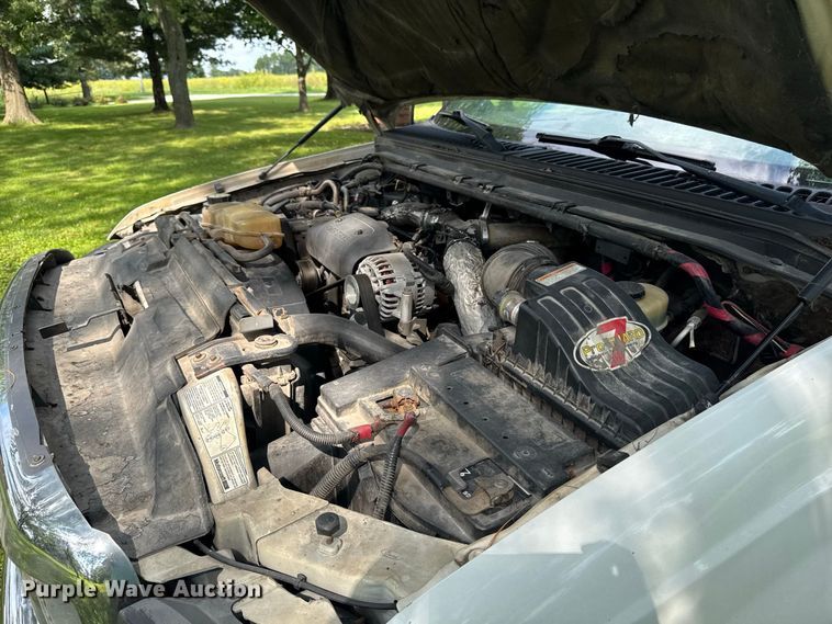 image for item OE9696 2003 Ford F450 Super Duty utility / service truck