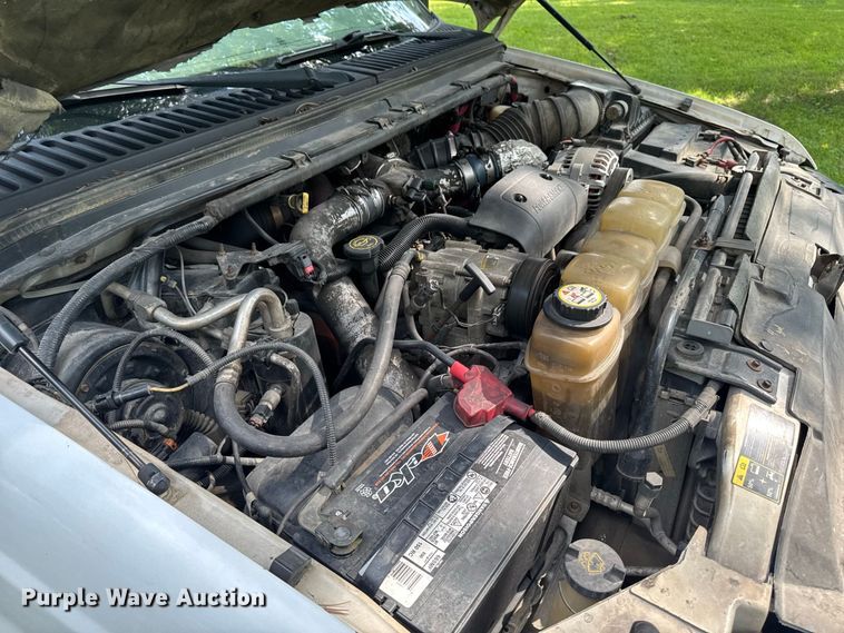 image for item OE9696 2003 Ford F450 Super Duty utility / service truck