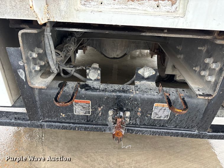 image for item YA2807 2015 Ford F750 Super Duty forestry bucket truck