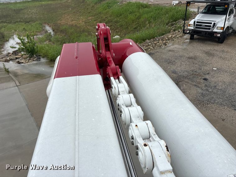 image for item YA2807 2015 Ford F750 Super Duty forestry bucket truck