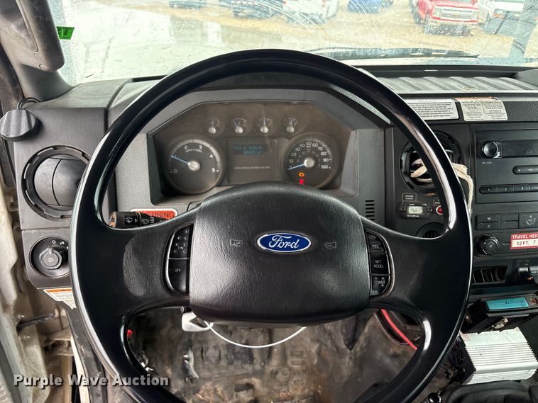 image for item YA2807 2015 Ford F750 Super Duty forestry bucket truck