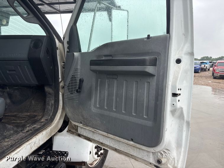 image for item YA2807 2015 Ford F750 Super Duty forestry bucket truck