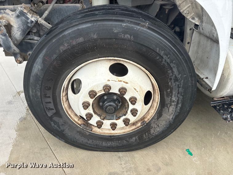 image for item YA2807 2015 Ford F750 Super Duty forestry bucket truck