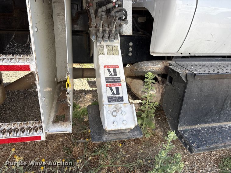 image for item YA3445 2016 Ford F750 forestry bucket truck
