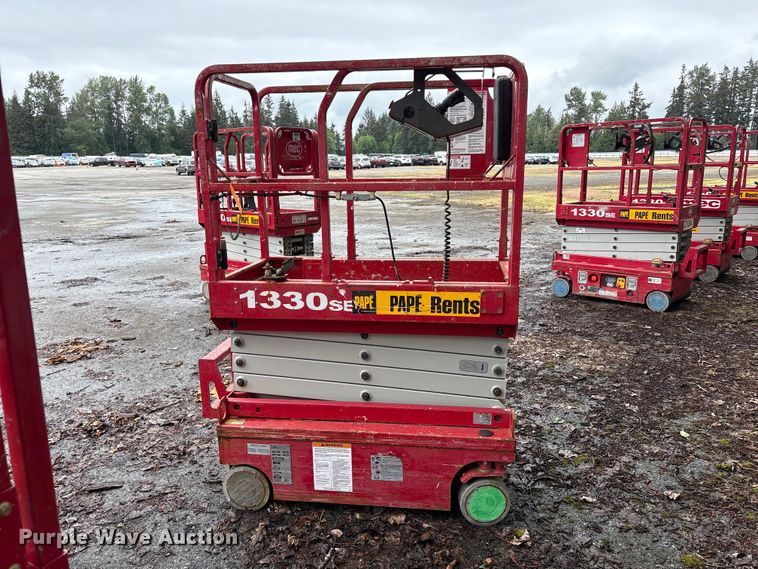 image for item YA3470 2018 MEC 1330SE scissor lift