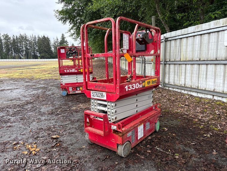 image for item YA3470 2018 MEC 1330SE scissor lift