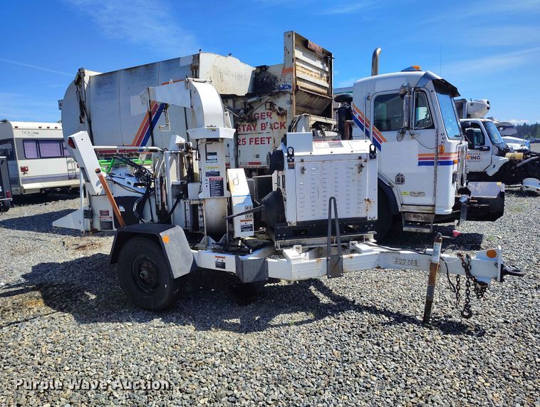 image for item YA3507 2017 Altec DC1317 wood chipper