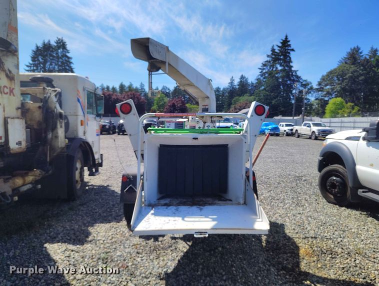 image for item YA3507 2017 Altec DC1317 wood chipper