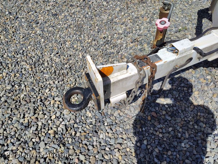 image for item YA3507 2017 Altec DC1317 wood chipper