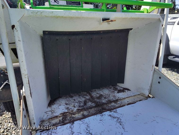 image for item YA3507 2017 Altec DC1317 wood chipper