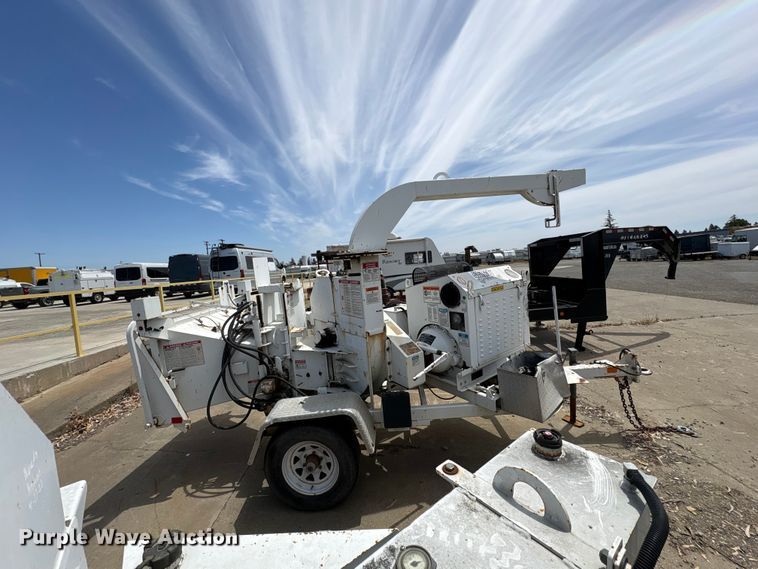image for item YA3529 2015 Bandit 200UC wood chipper
