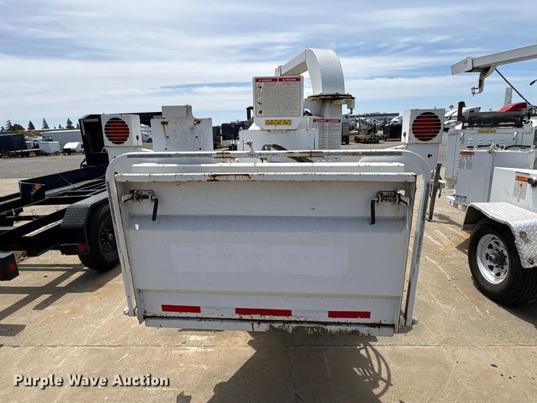 image for item YA3529 2015 Bandit 200UC wood chipper
