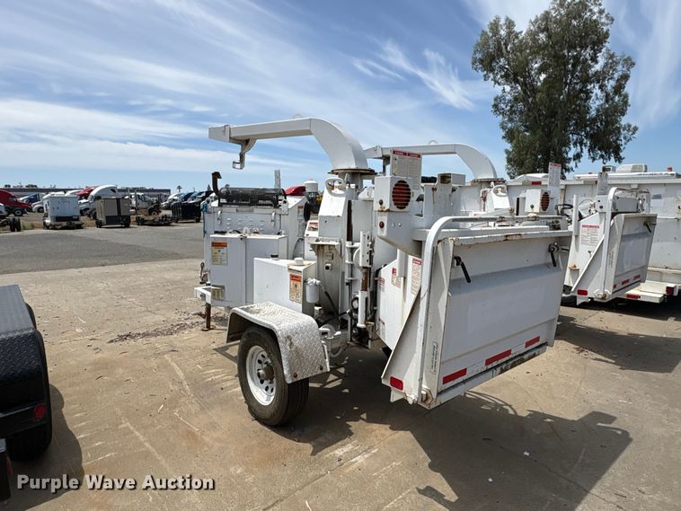 image for item YA3529 2015 Bandit 200UC wood chipper