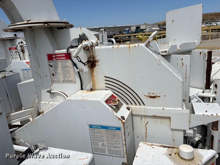 image for item YA3529 2015 Bandit 200UC wood chipper