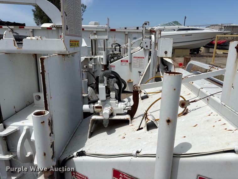 image for item YA3529 2015 Bandit 200UC wood chipper