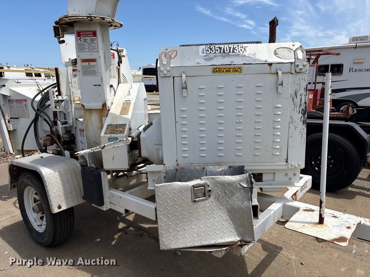 image for item YA3529 2015 Bandit 200UC wood chipper