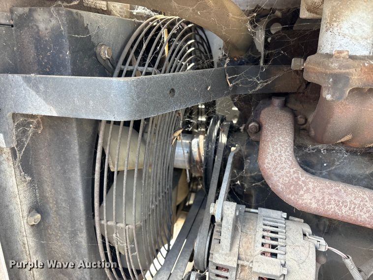 image for item YA3529 2015 Bandit 200UC wood chipper
